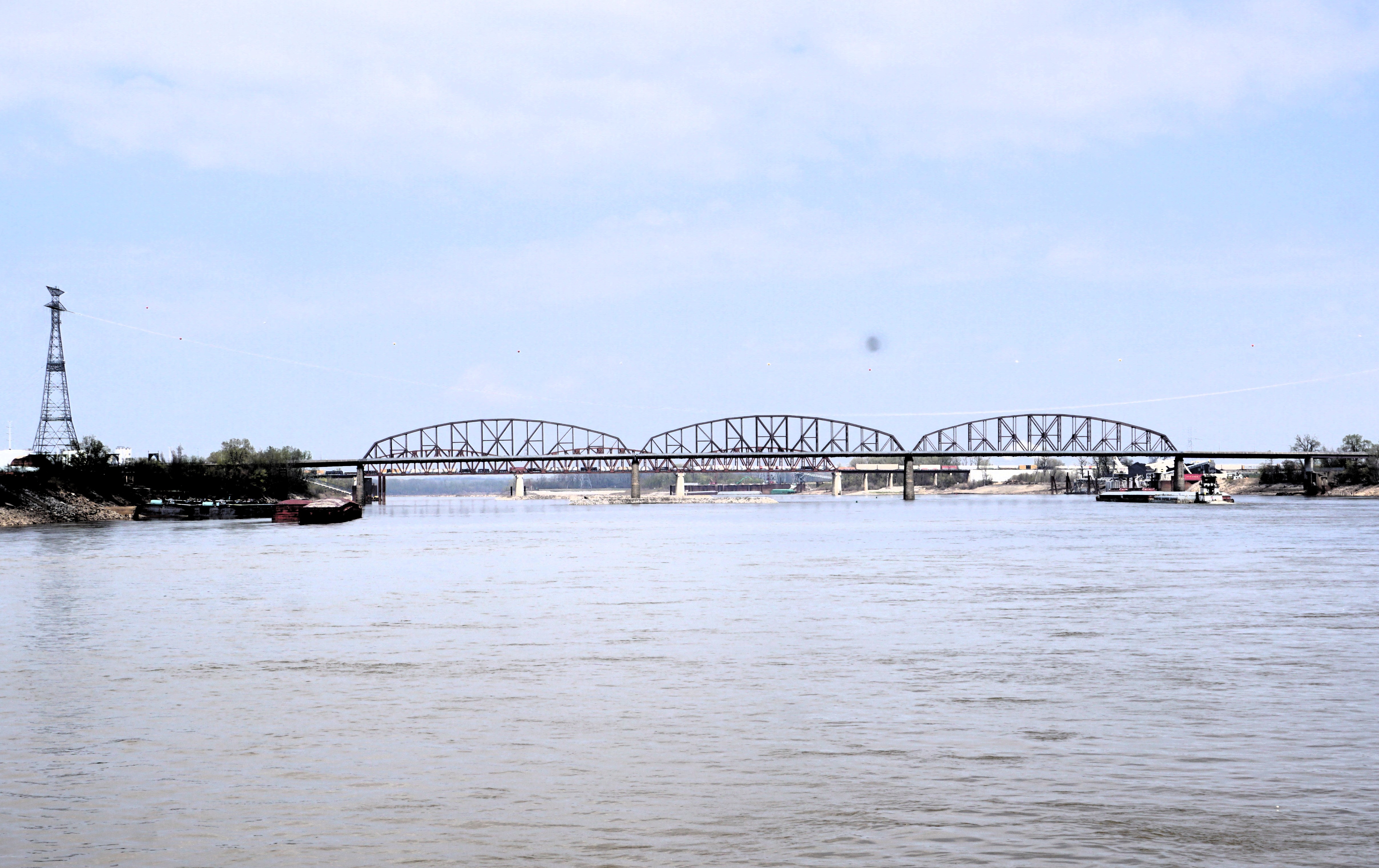 Fotografia przedstawiająca McKinley Bridge in St. Louis