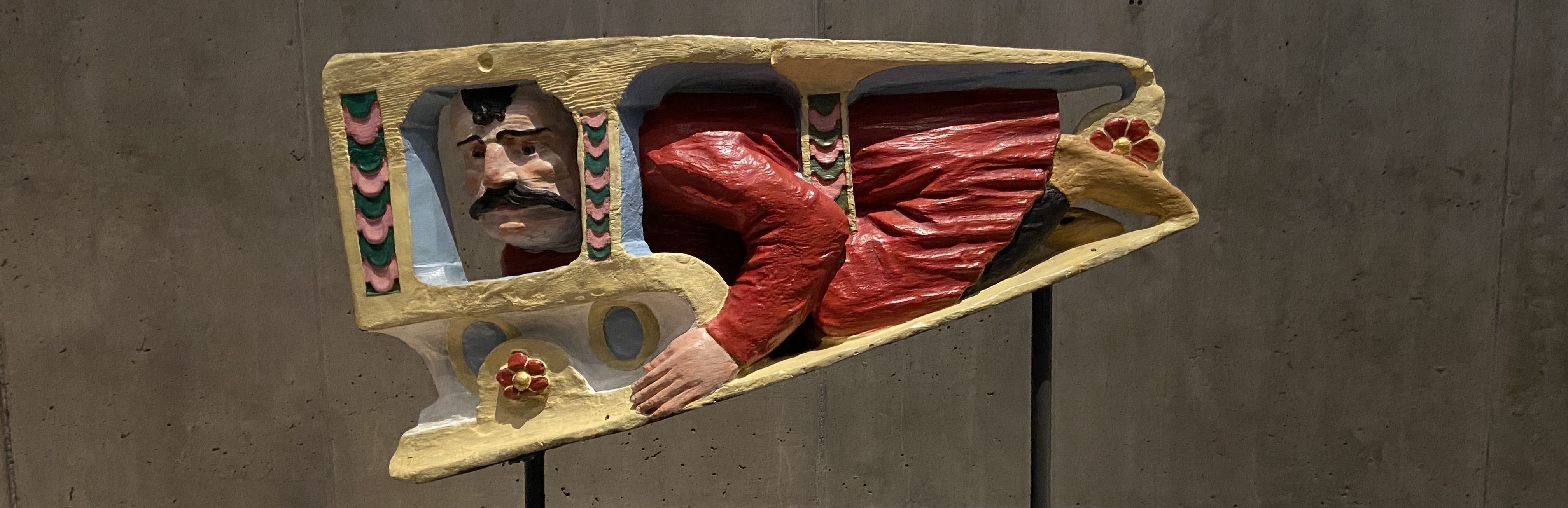 Fotografia przedstawiająca Sculpture of a Polish nobleman in the Vasa Museum in Stockholm