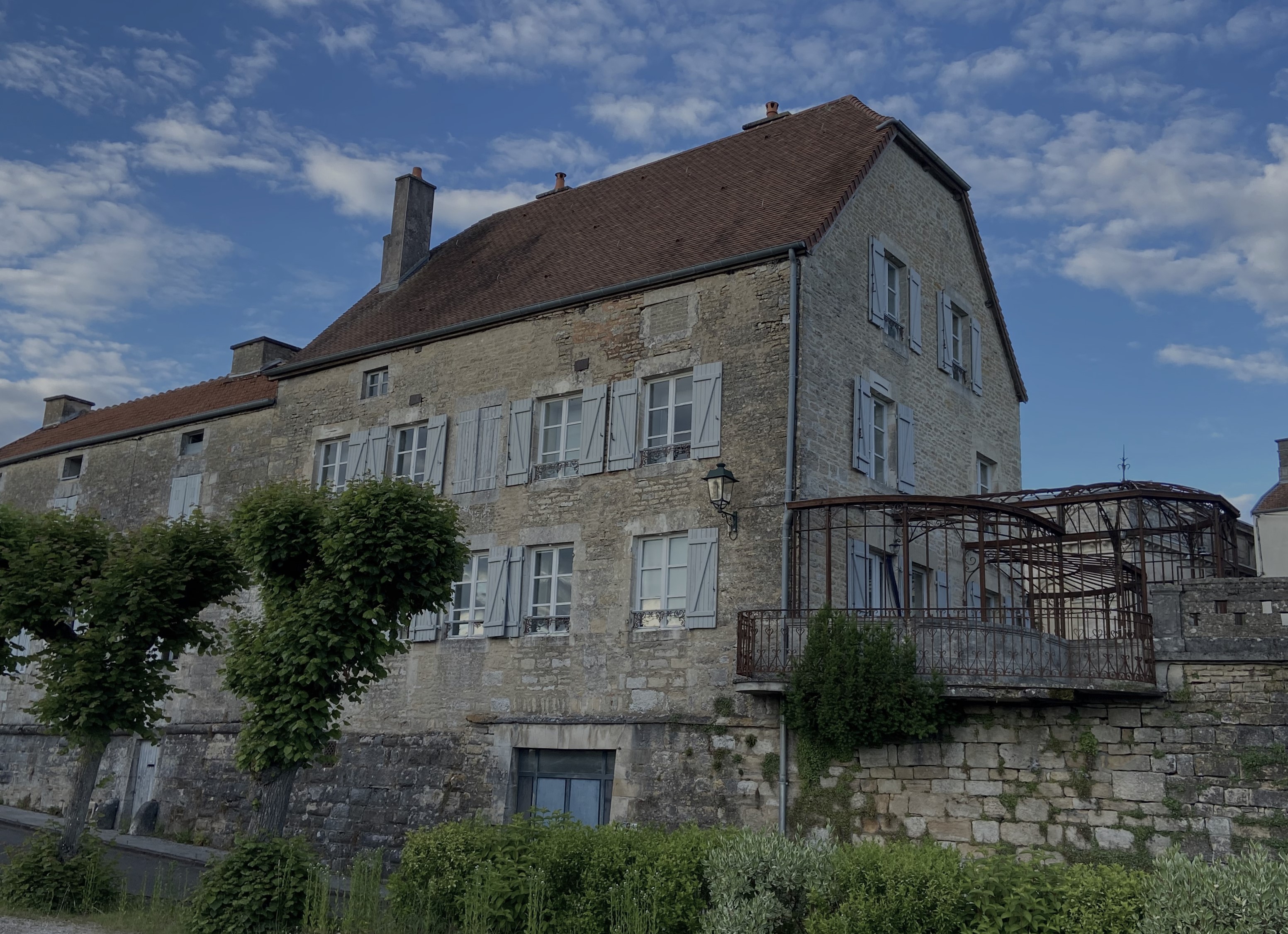 Fotografia przedstawiająca Remains of the residence of Jan Andrzej Morsztyn at Châteauvillain