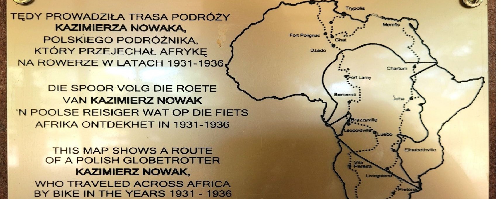 Fotografia przedstawiająca Plaque commemorating Kazimierz Nowak in the Waterberg National Park