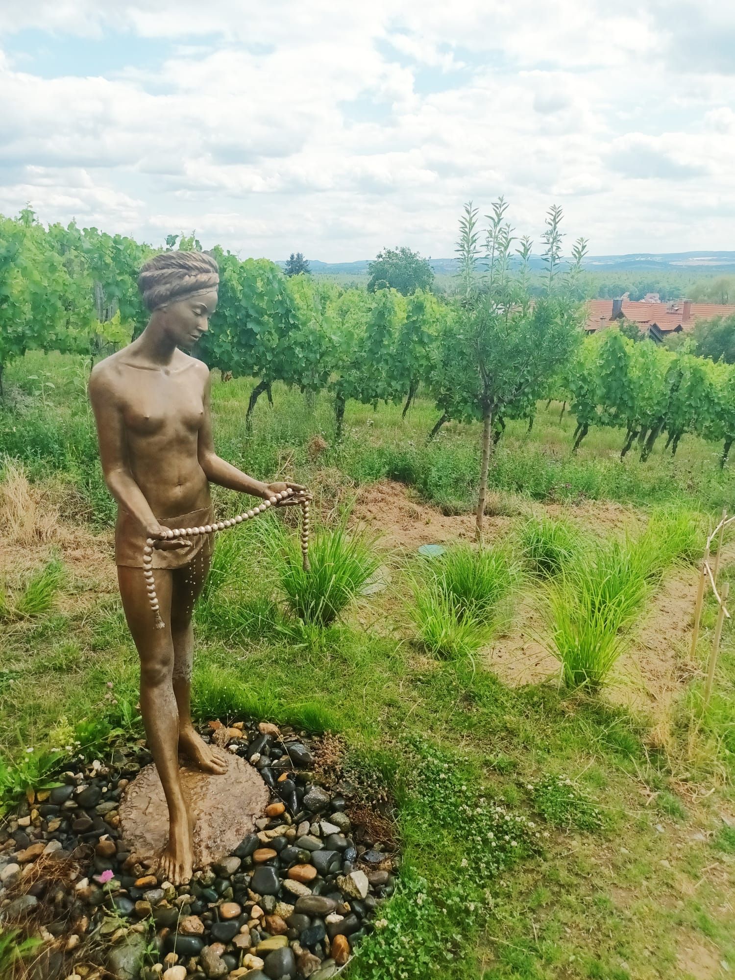 Fotografia przedstawiająca Sculpture \"Perlen\" by Małgorzata Chodakowska in Dresden