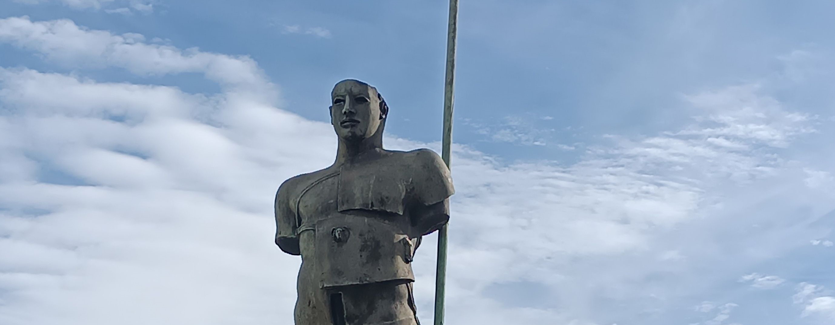 Fotografia przedstawiająca Igor Mitoraj\'s \'Centauro\' sculpture in Pompeii