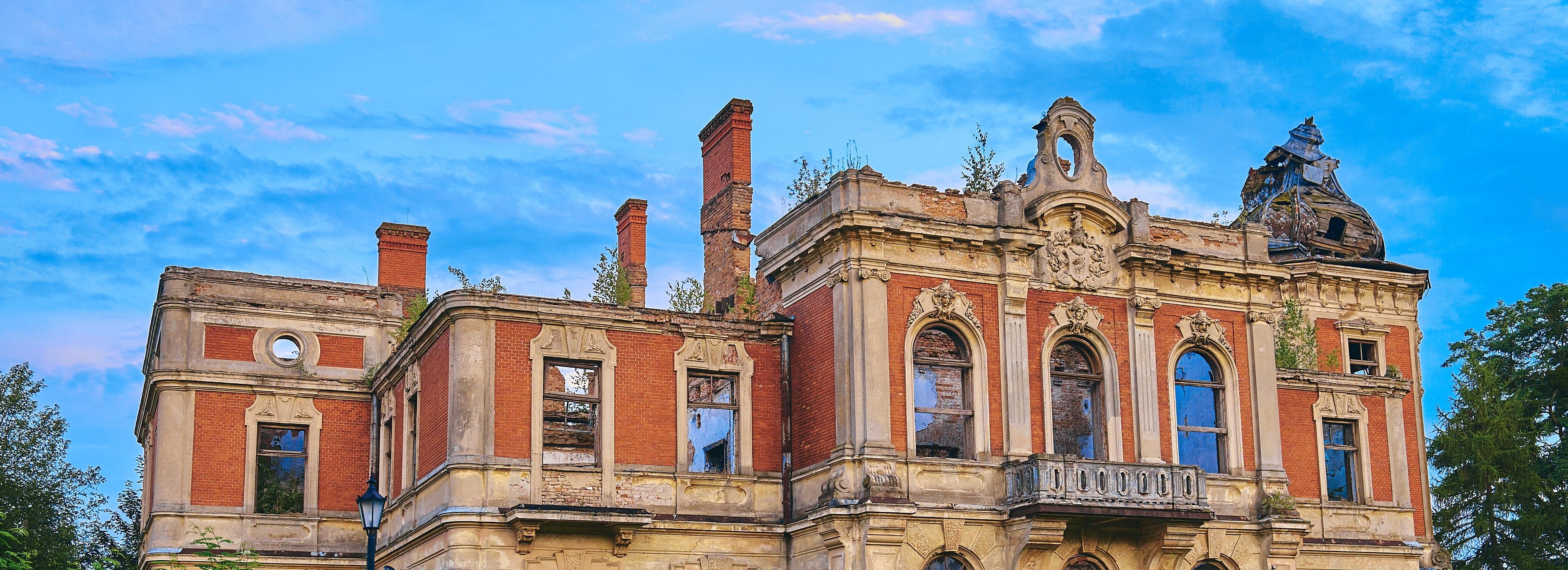 Fotografia przedstawiająca Former Potocki and Lanckoroński Palace in Tartaków