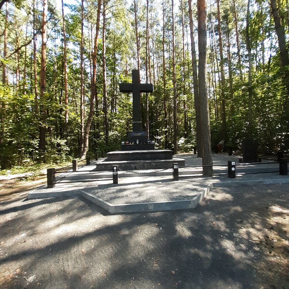 Fotografia przedstawiająca Groby ofiar Ukraińskiej Powstańczej Armii (UPA)