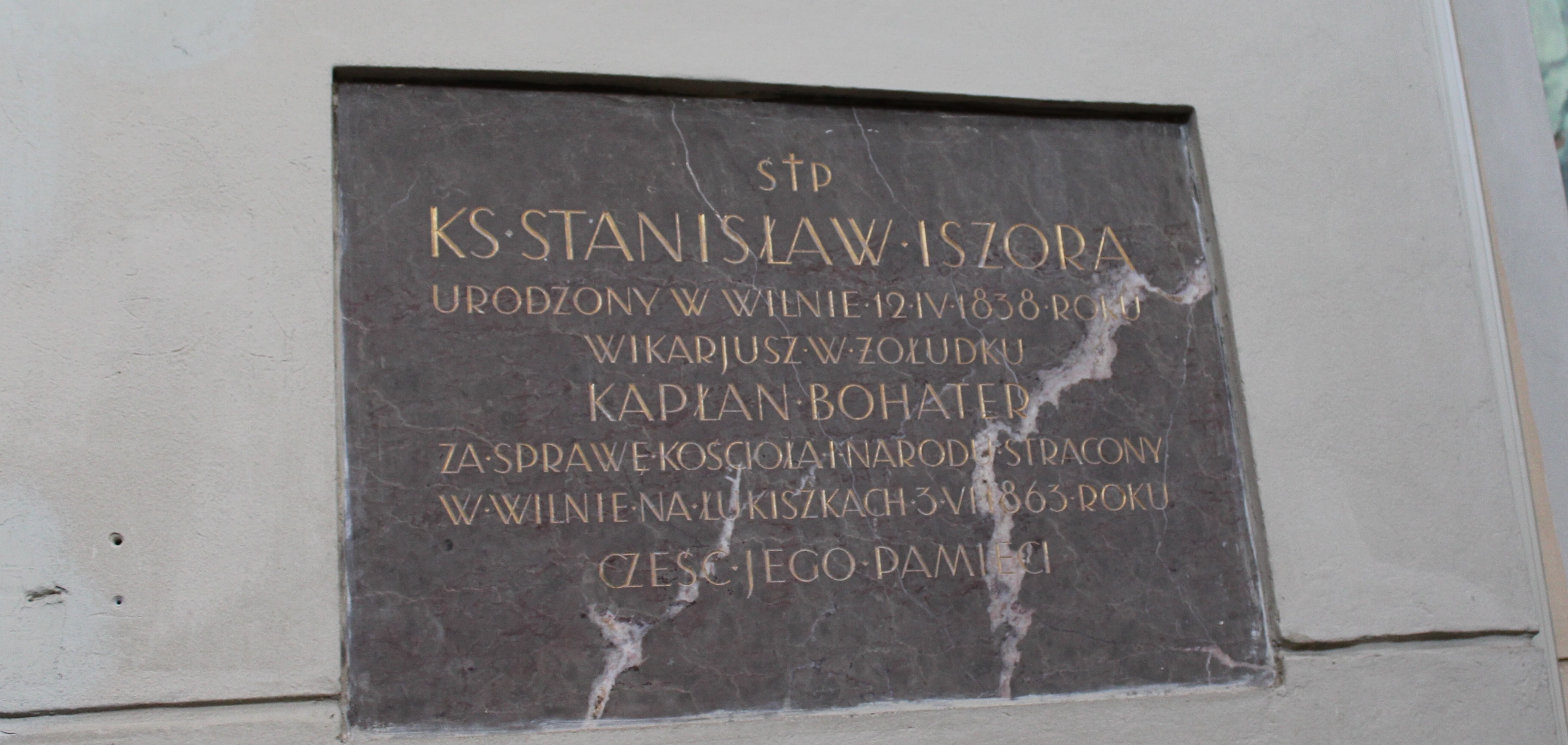 Fotografia przedstawiająca Memorial plaque to Stanislaw Išora in Vilnius