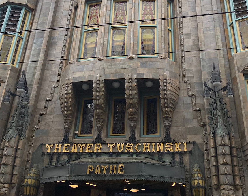 Photo montrant Cinéma royal Tuschinski à Amsterdam