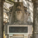 Photo montrant Pierre tombale de la famille Jarislowsky au cimetière du Père-Lachaise à Paris