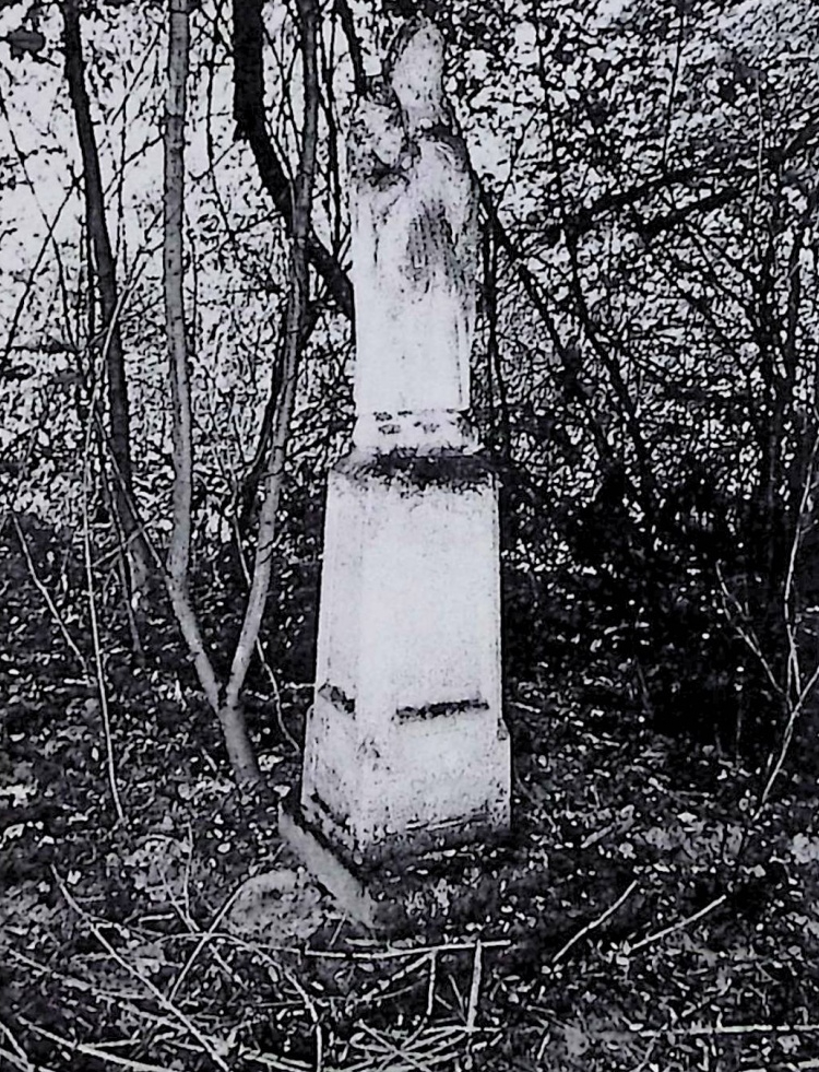 Photo montrant Tombstone of Rozalia Tytuła