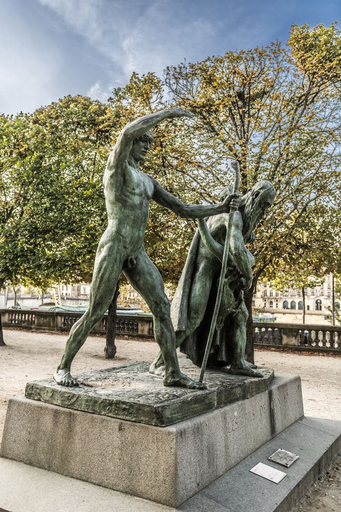 Fotografia przedstawiająca Monument to the Sons of Cain by Paul Landowski in Paris