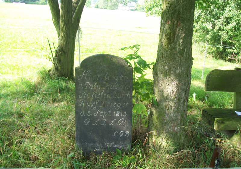 Fotografia przedstawiająca Tombstone of the hussars of the Warsaw Duchy in Eibau, Saxony