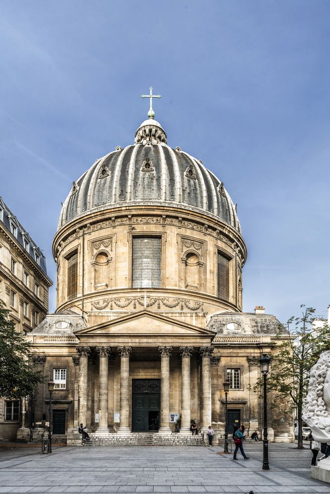 Fotografia przedstawiająca Polish parish of the Assumption of the Blessed Virgin Mary \"Concorde\" in Paris