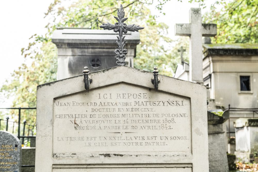 Fotografia przedstawiająca Grób Jana Edwarda Matuszyńskiego na cmentarzu Montmartre