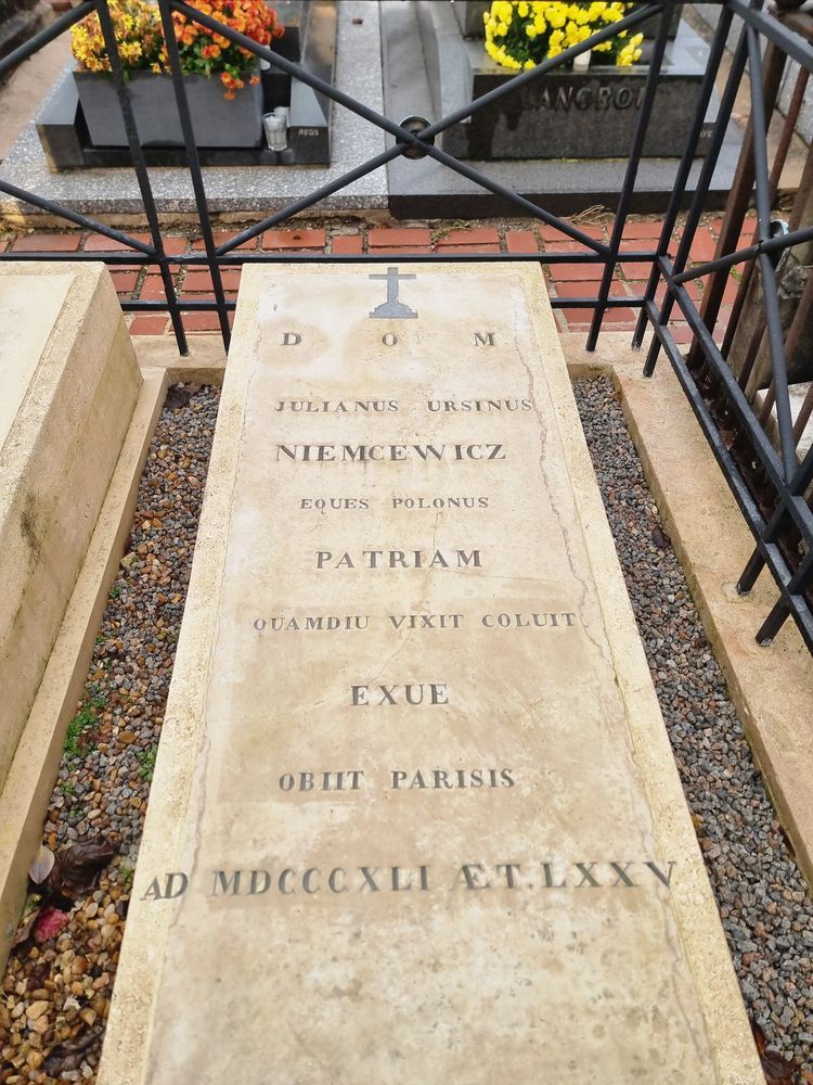 Photo showing Tombstones of Julian Ursyn Niemcewicz and Karol Otto Kniaziewicz in the Montmorency cemetery