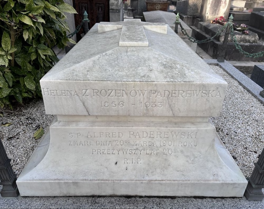 Photo montrant Pierre tombale de Helena Paderewski au cimetière de Montmorency