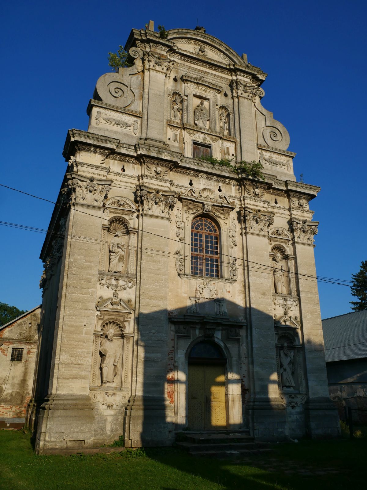 Fotografia przedstawiająca Parish Church of the Nativity of the Blessed Virgin Mary in Komárno