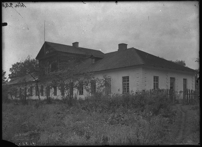 Fotografia przedstawiająca Idolta - Milosz Manor