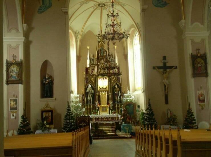 Photo montrant Église Notre-Dame du Perpétuel Secours et Sainte-Catherine d\'Alexandrie à Mościski