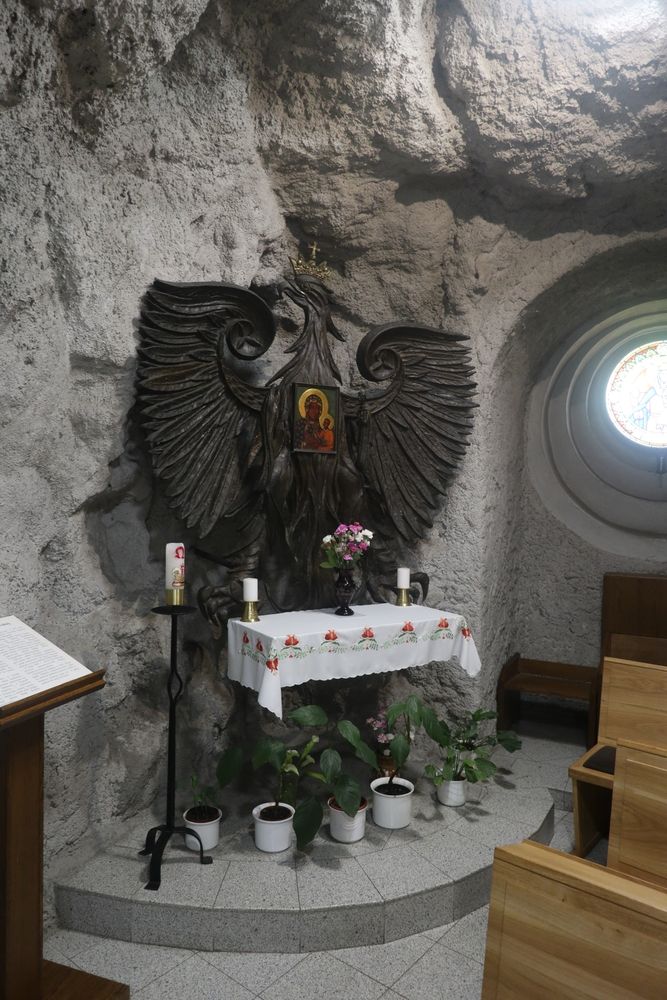 Fotografia przedstawiająca Pomniki, tablice i inne upamiętnienia związane z Polakami na Węgrzech