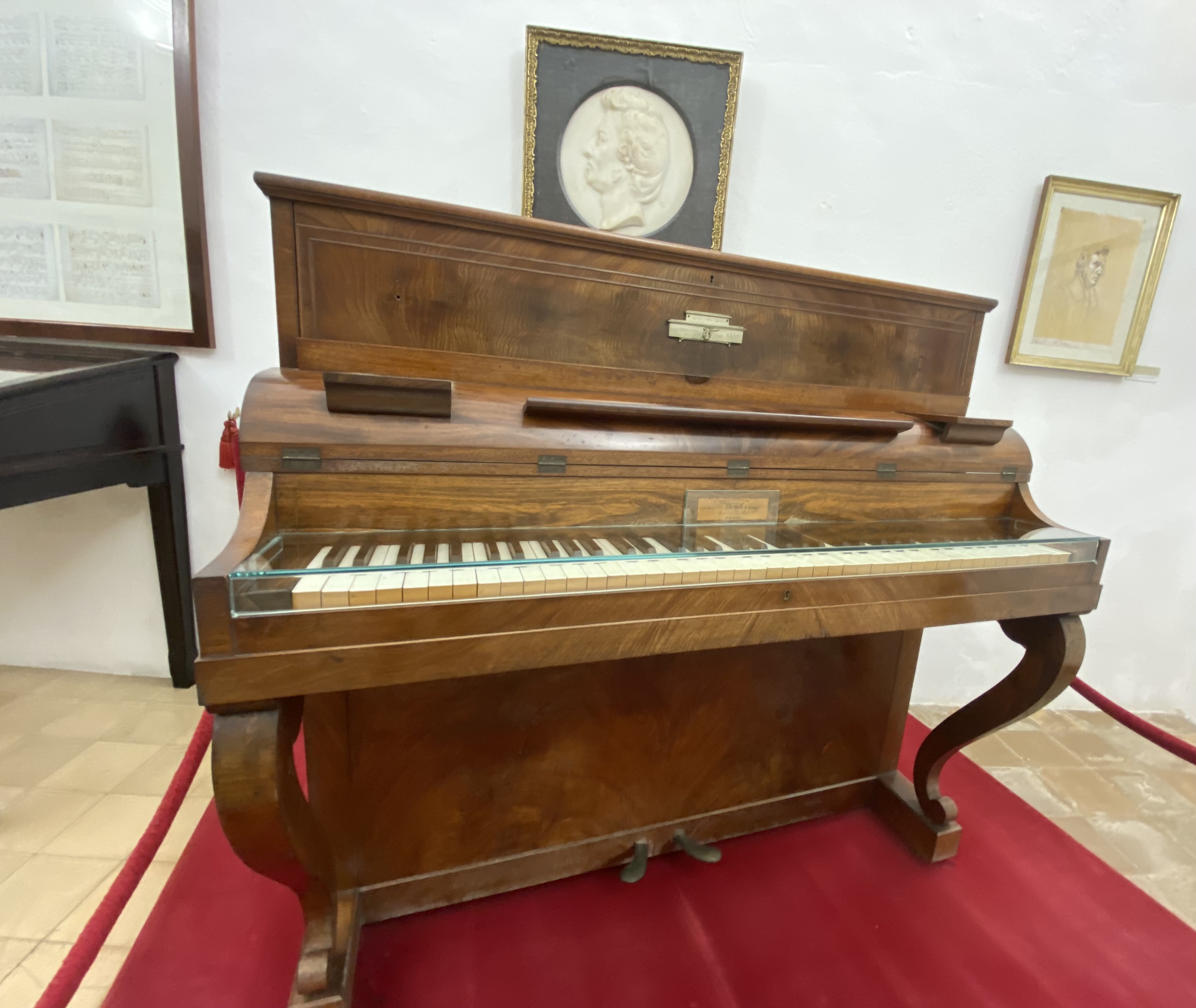 Photo showing Polonics connected with Fryderyk Chopin