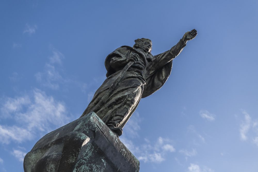 Fotografia przedstawiająca Rzeźba Adama Mickiewicza autorstwa Émile\'a Antoine\'a Bourdelle\'a w Muzeum Bourdelle w Paryżu