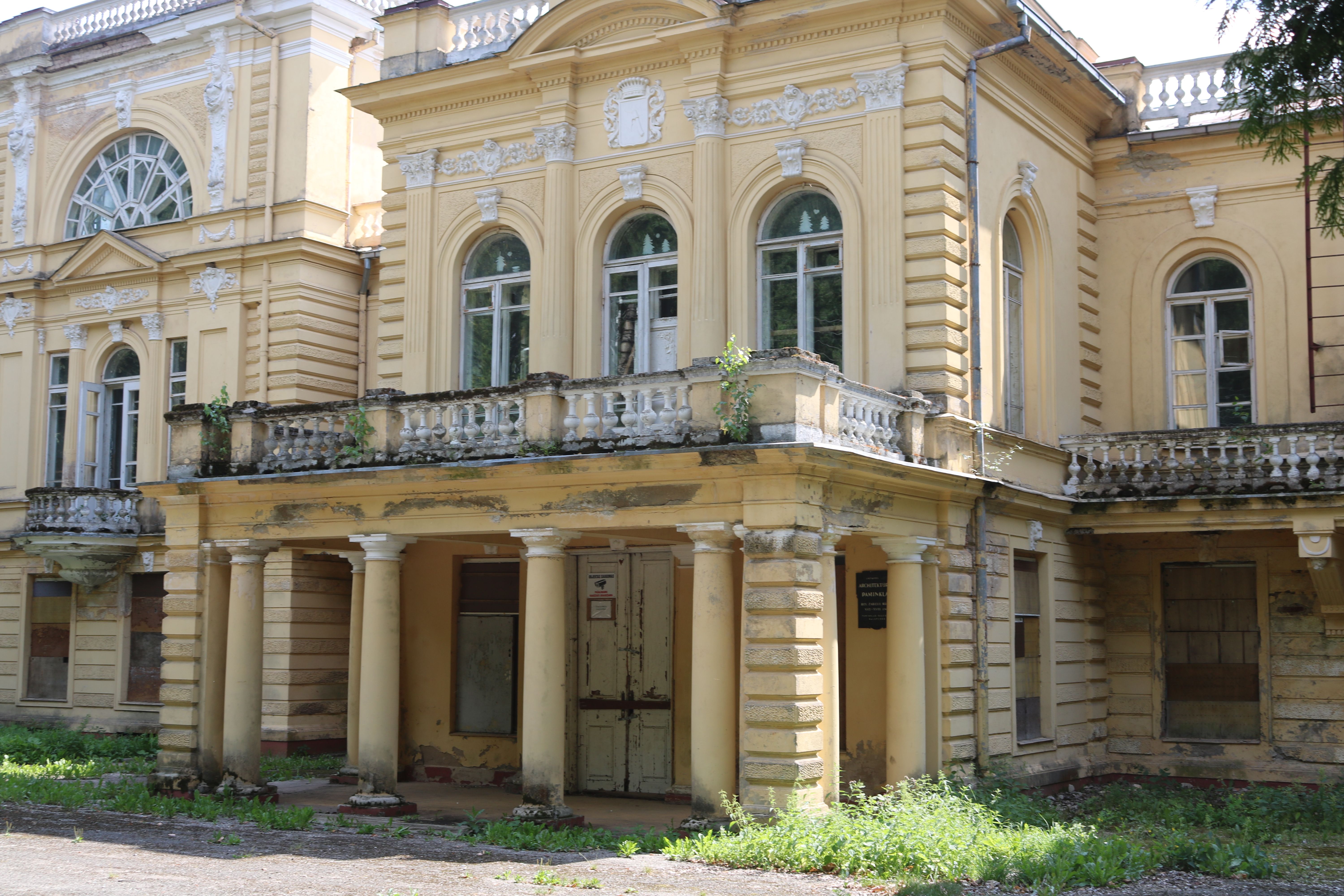 Fotografia przedstawiająca Pałac Zabiełłów w Opitołokach