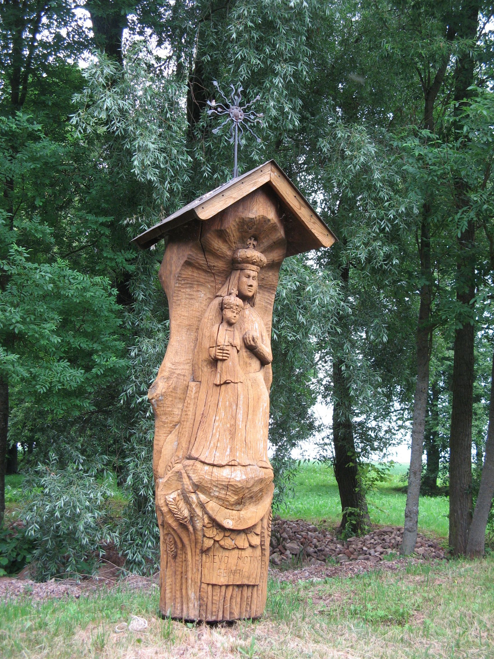 Fotografia przedstawiająca Remains of the Milosz family manor complex in Šetejny