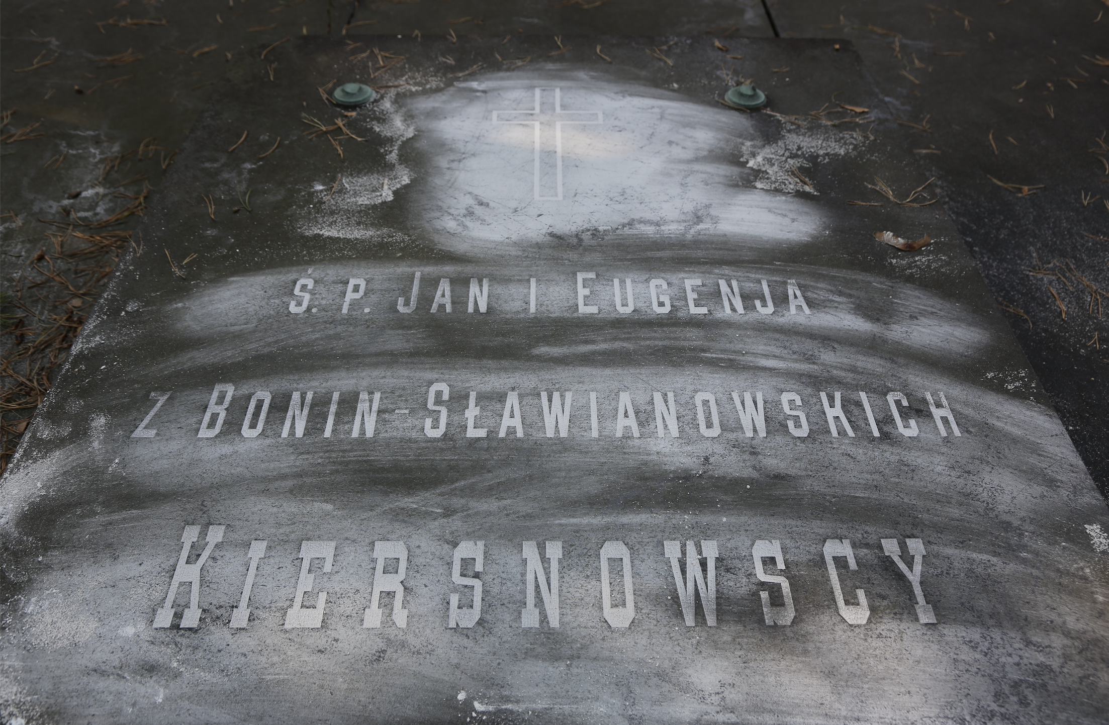 Fotografia przedstawiająca Tombstone of Jan and Eugenia Kiersnowski