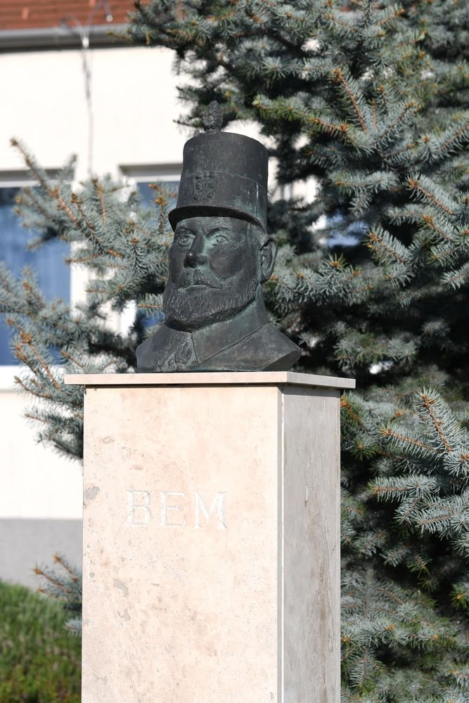 Fotografia przedstawiająca Commemorations of Joseph Bem in Hungary