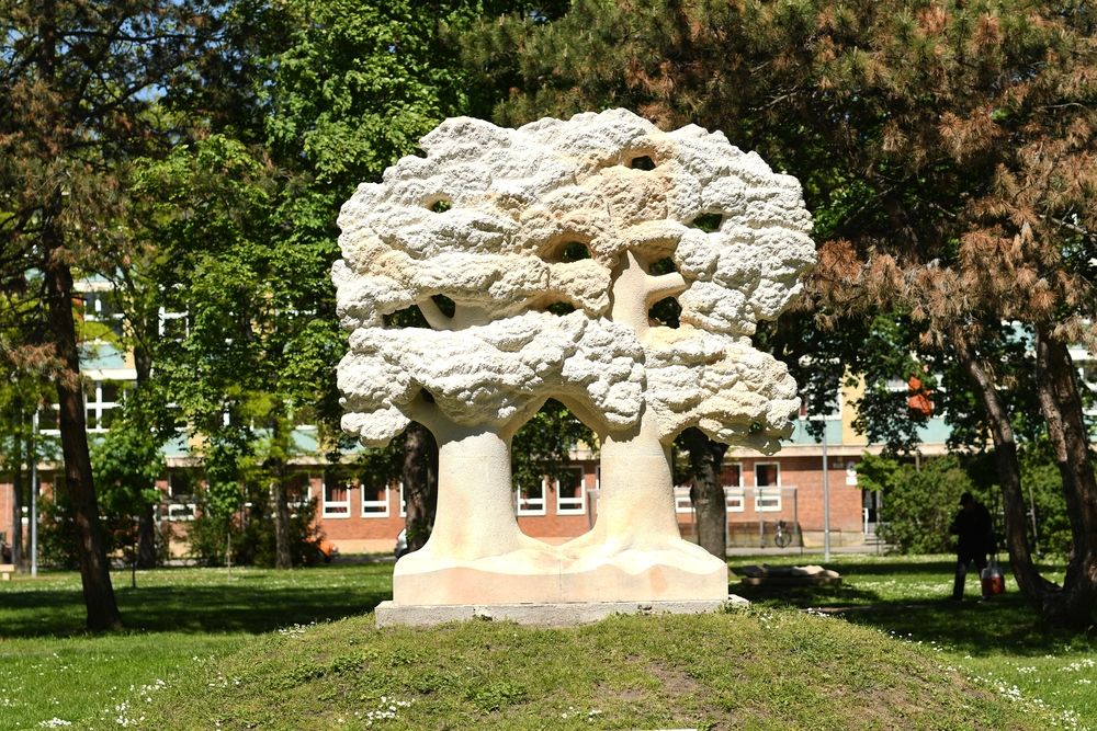 Fotografia przedstawiająca Monuments to Polish-Hungarian Friendship