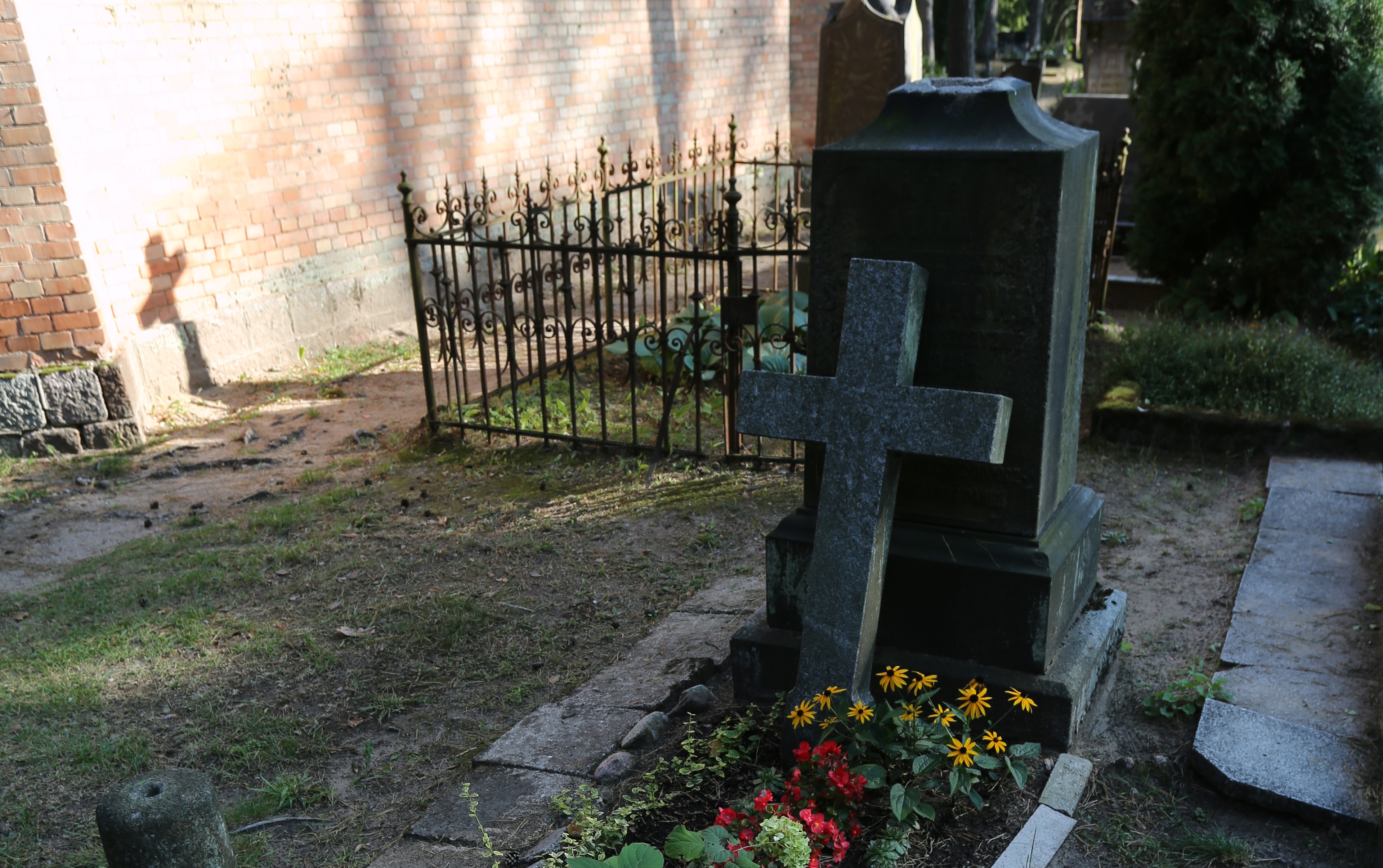 Fotografia przedstawiająca Tombstone of Alina Strypejko