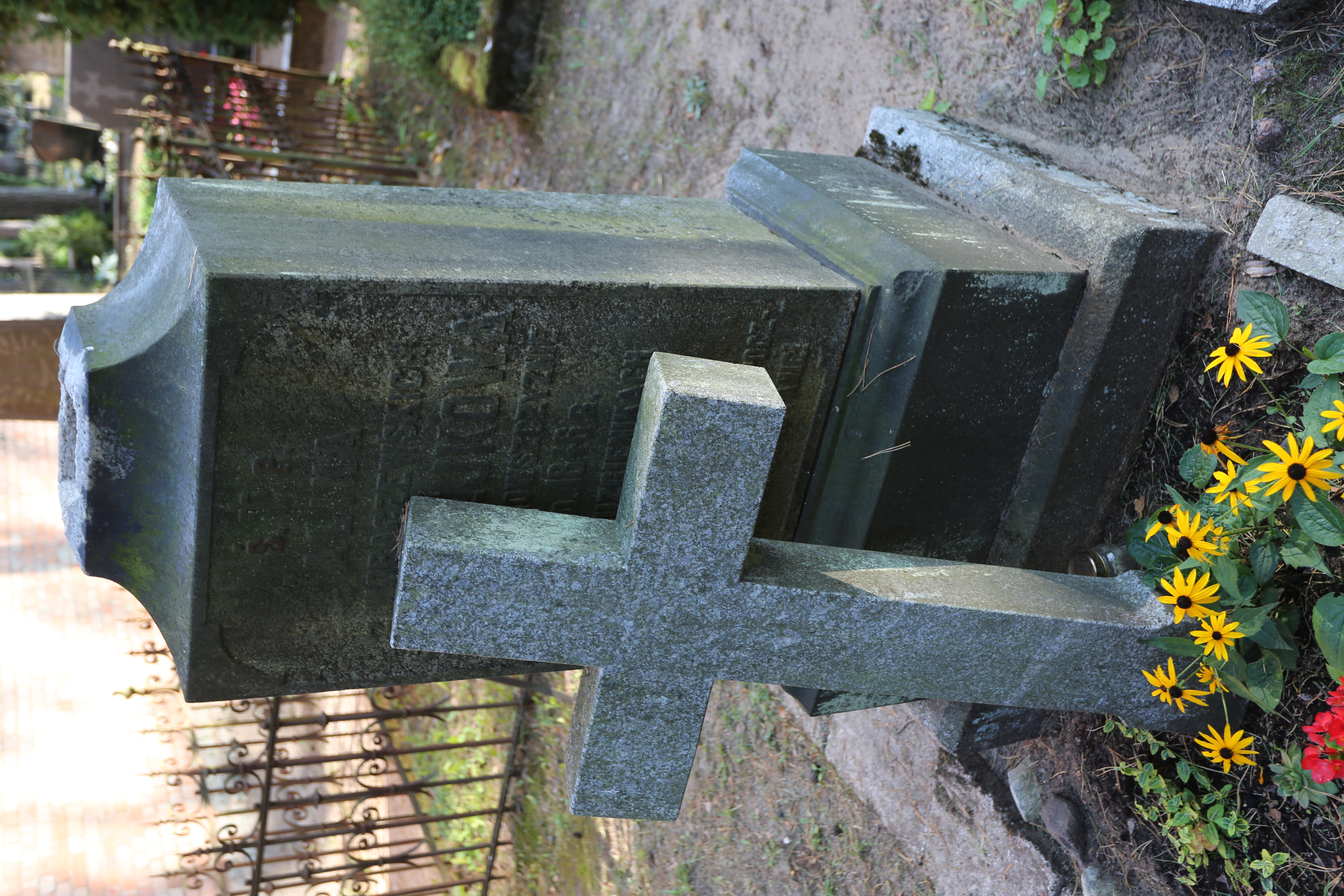 Fotografia przedstawiająca Tombstone of Alina Strypejko