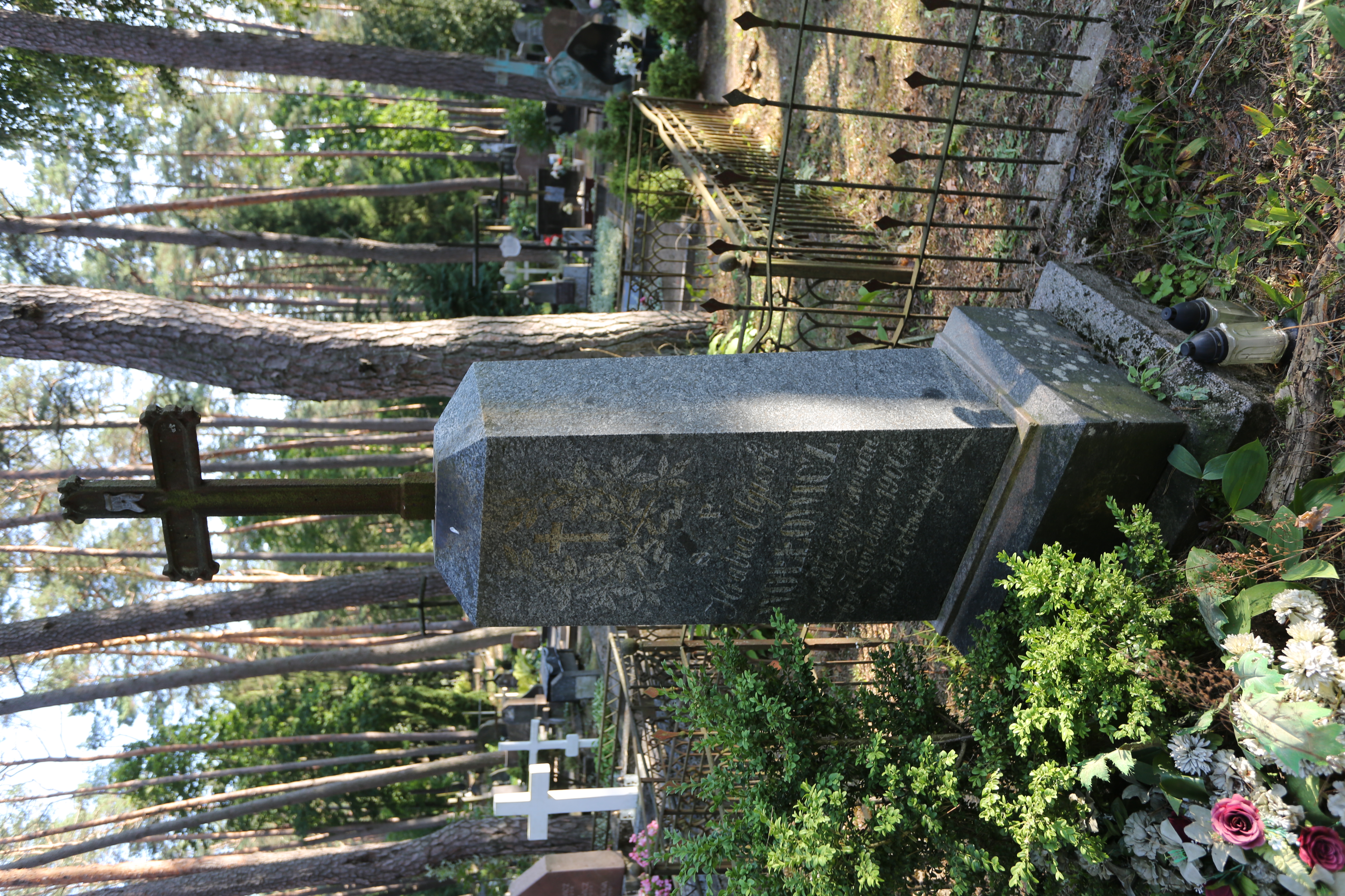 Fotografia przedstawiająca Tombstone of Olgierd Volłowicz