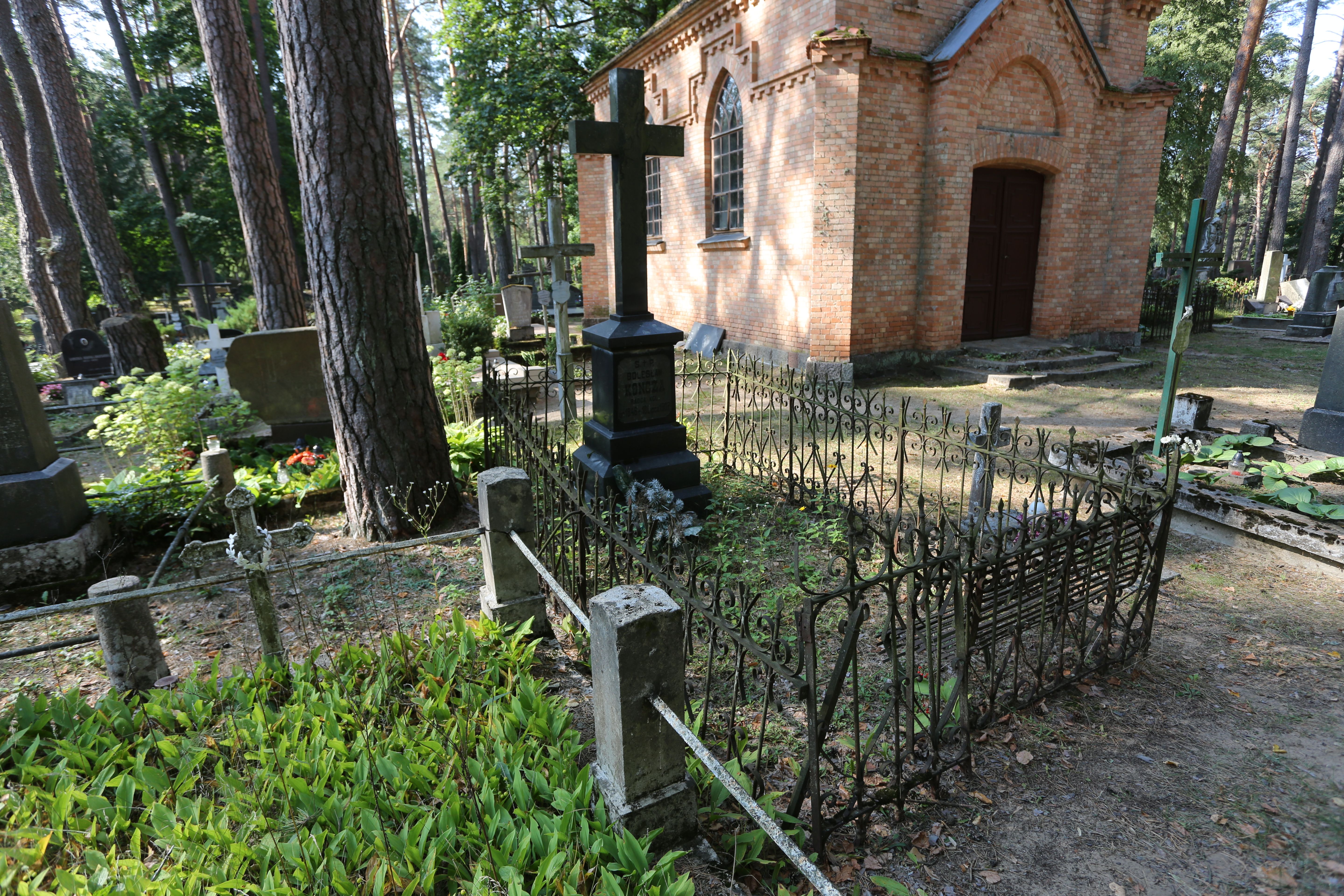 Fotografia przedstawiająca Nagrobek Bolesława Koncza