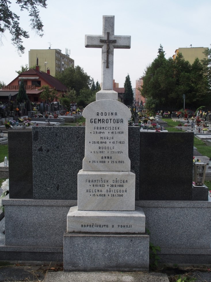 Fotografia przedstawiająca Tombstone of the Gemrotova and Dřizgi families