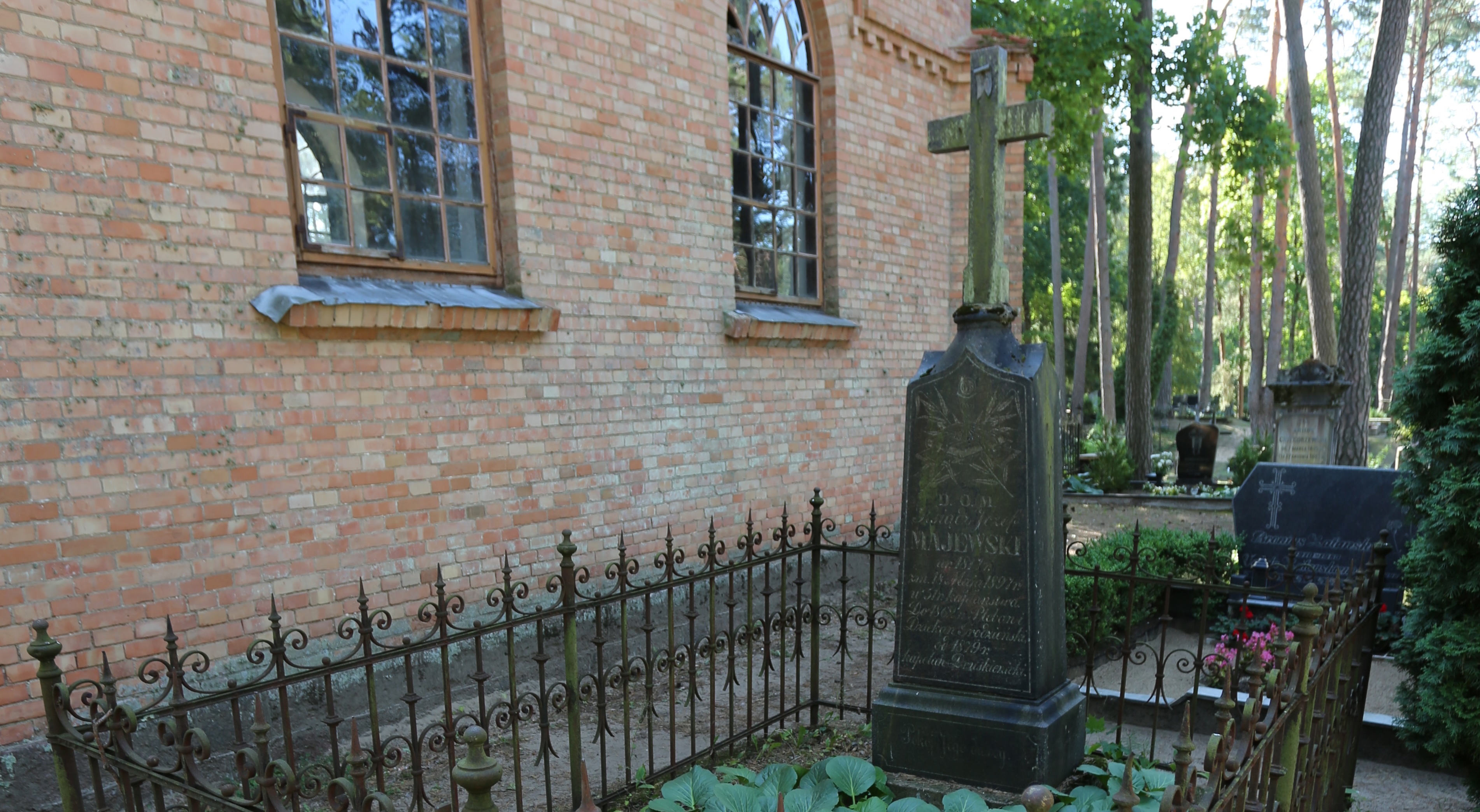 Fotografia przedstawiająca Tombstone of Jozef Majewski