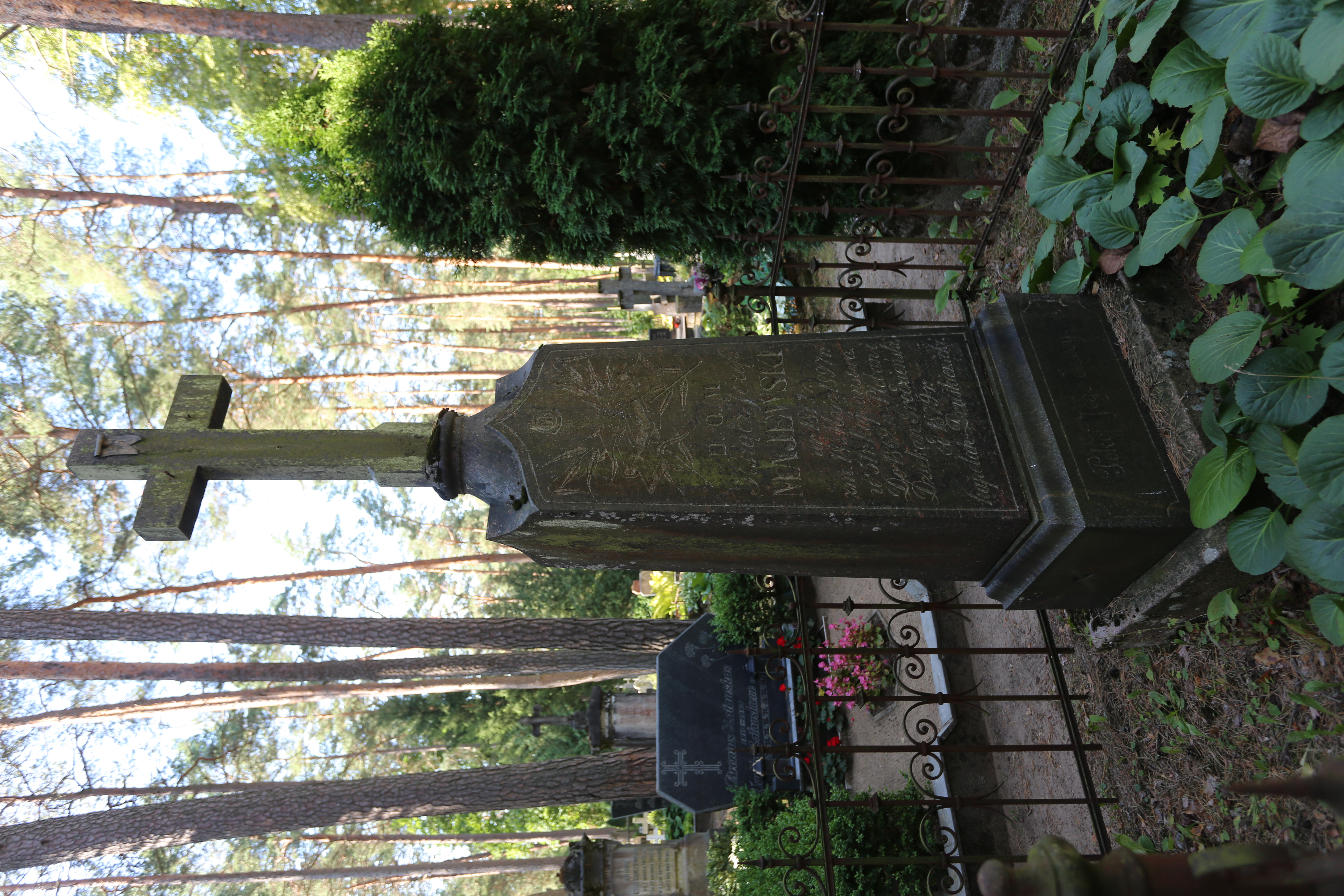 Fotografia przedstawiająca Tombstone of Jozef Majewski