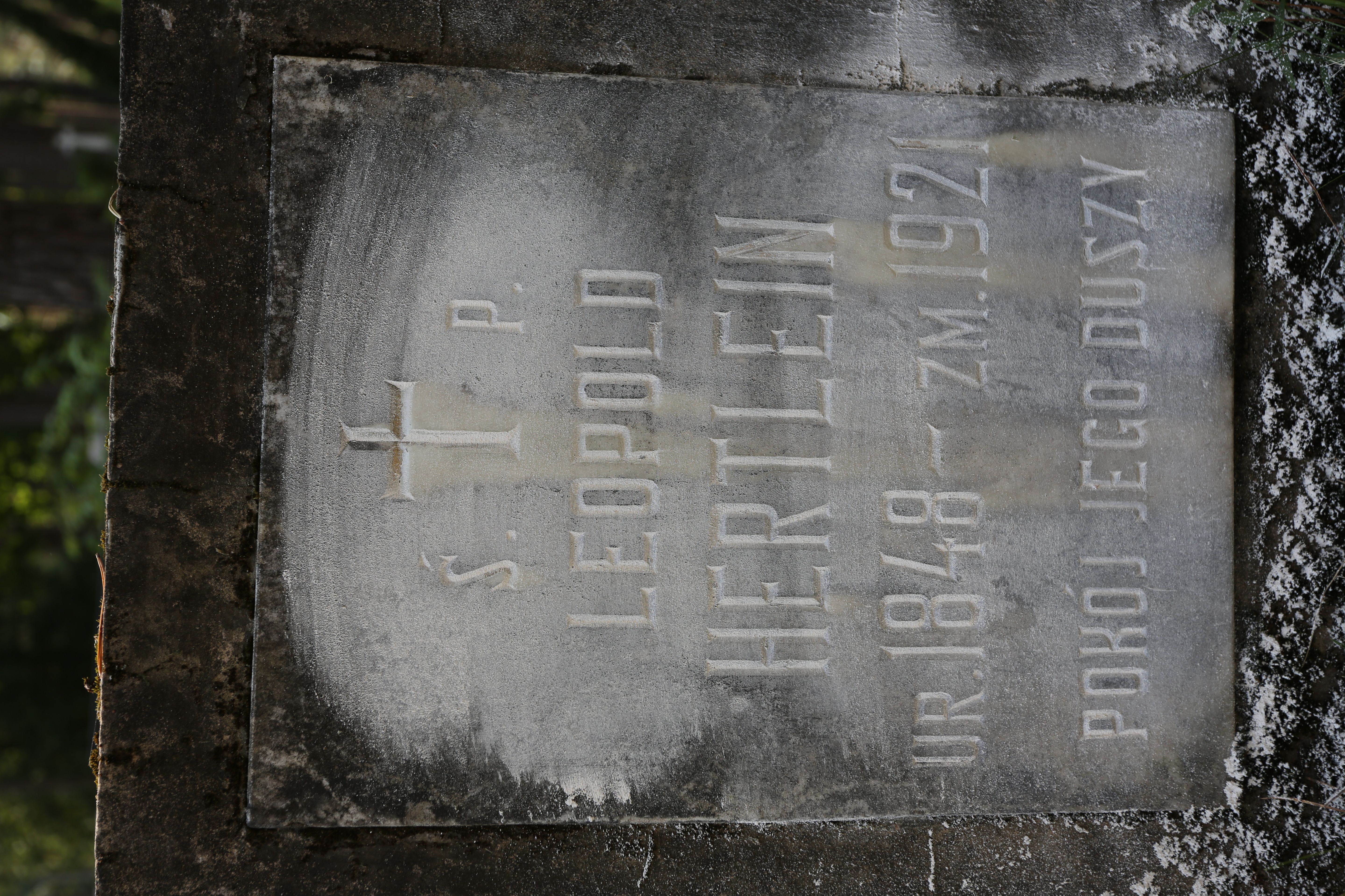 Fotografia przedstawiająca Tombstone of Leopold Hertlein