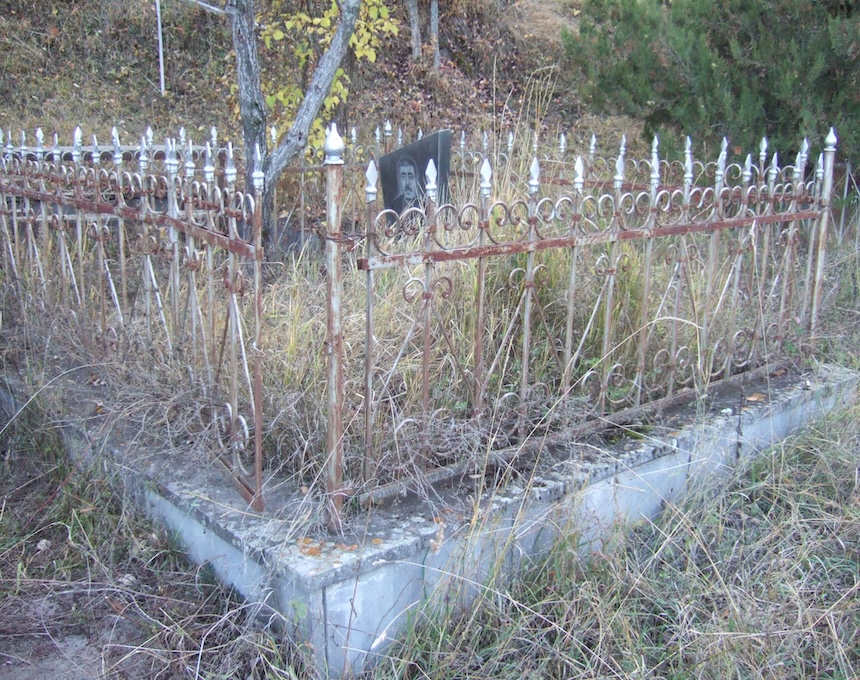 Photo showing Tombstone of Edmund Poniatowski