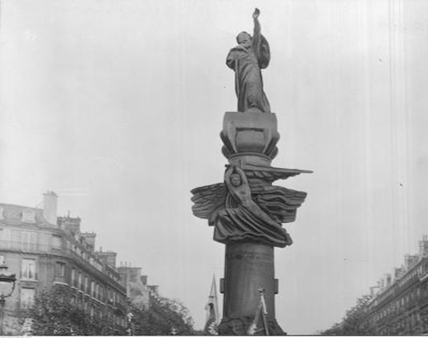 Photo showing Monuments to Adam Mickiewicz