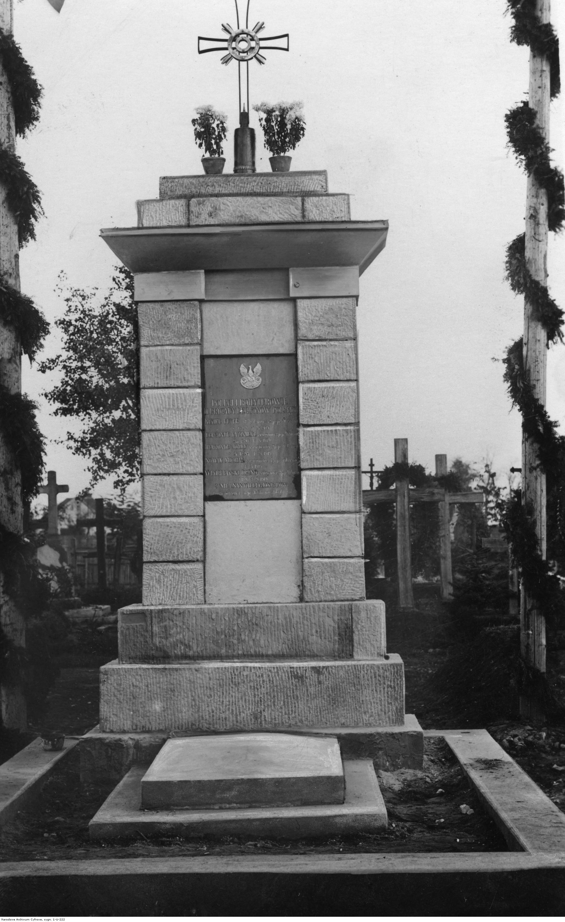 Photo showing Monument to fallen legionaries in Bohorodchany