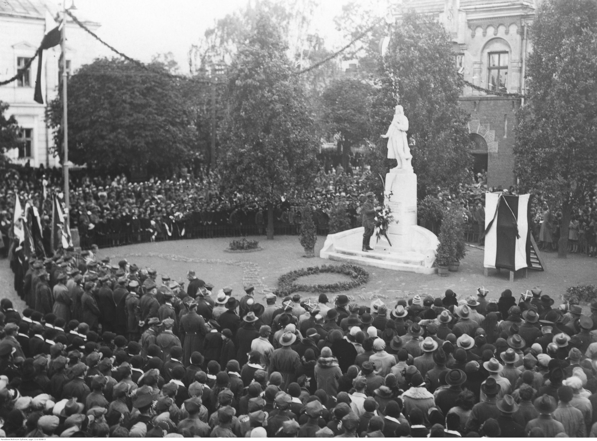 Fotografia przedstawiająca Pomnik Tadeusza Kościuszki w Samborze