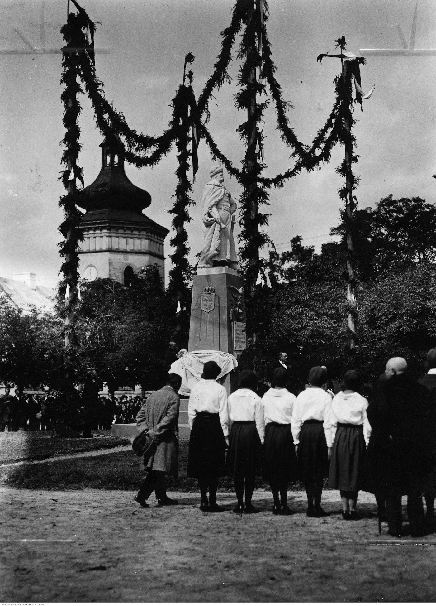 Fotografia przedstawiająca Pomnik Jana III Sobieskiego w Żółkwi