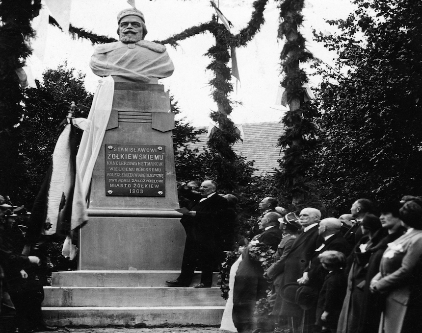 Photo showing Monument to Stanisław Żółkiewski in Żółkiew