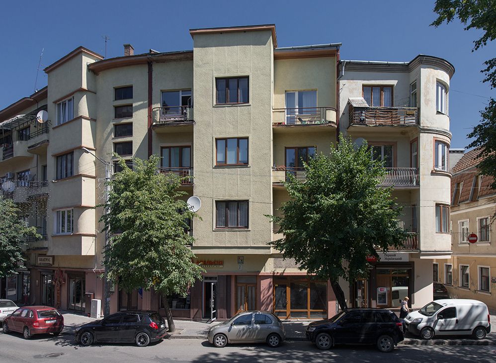 Photo showing Modernism in Stanislavov