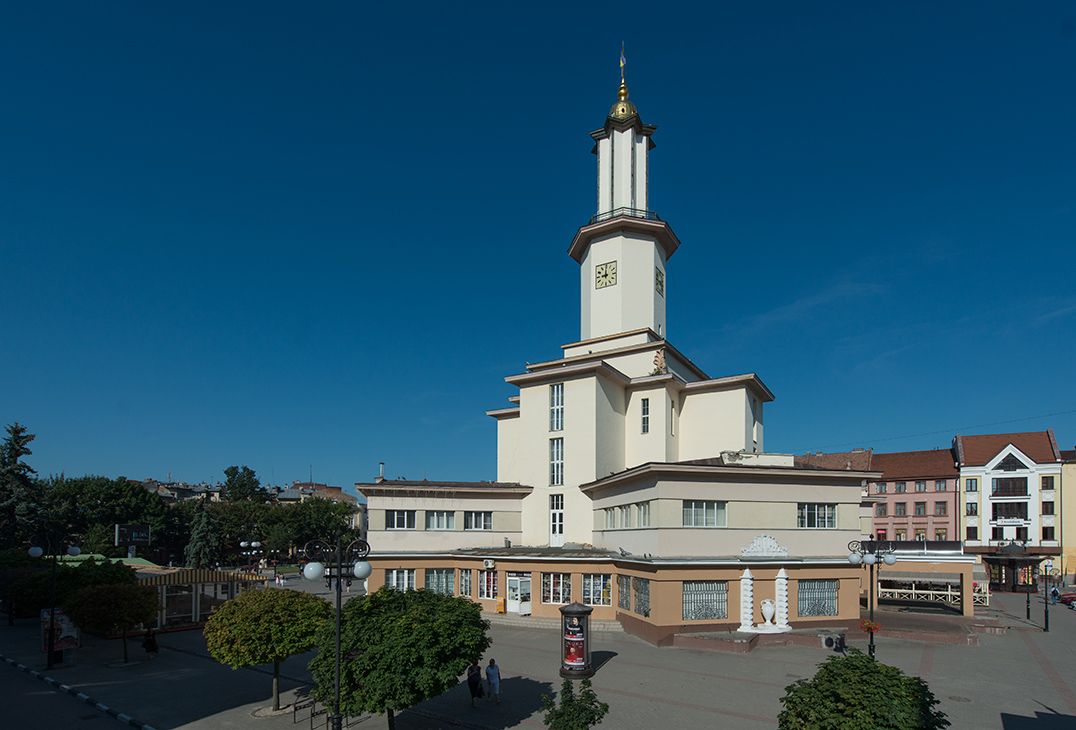 Photo showing Modernism in Stanislavov