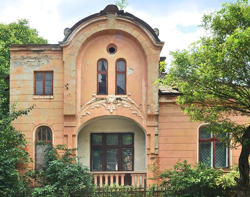 Photo showing Art Nouveau villas of Stanislavov