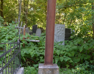 Nagrobek Emilii Kamińskiej, cmentarz Bajkowa w Kijowie, stan z 2021.