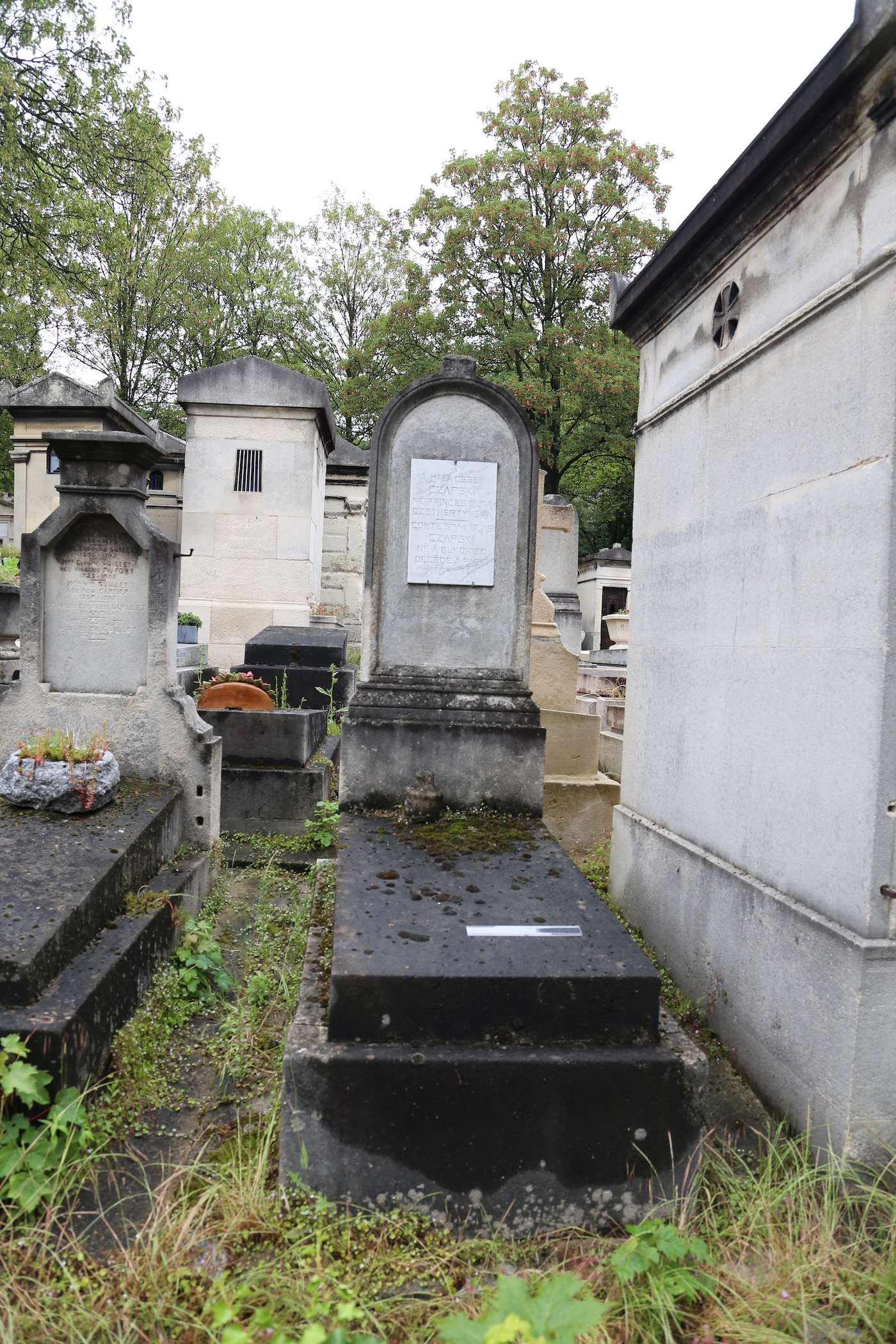 Photo showing Tombstone of Olga and Stanislav Czetwertyński