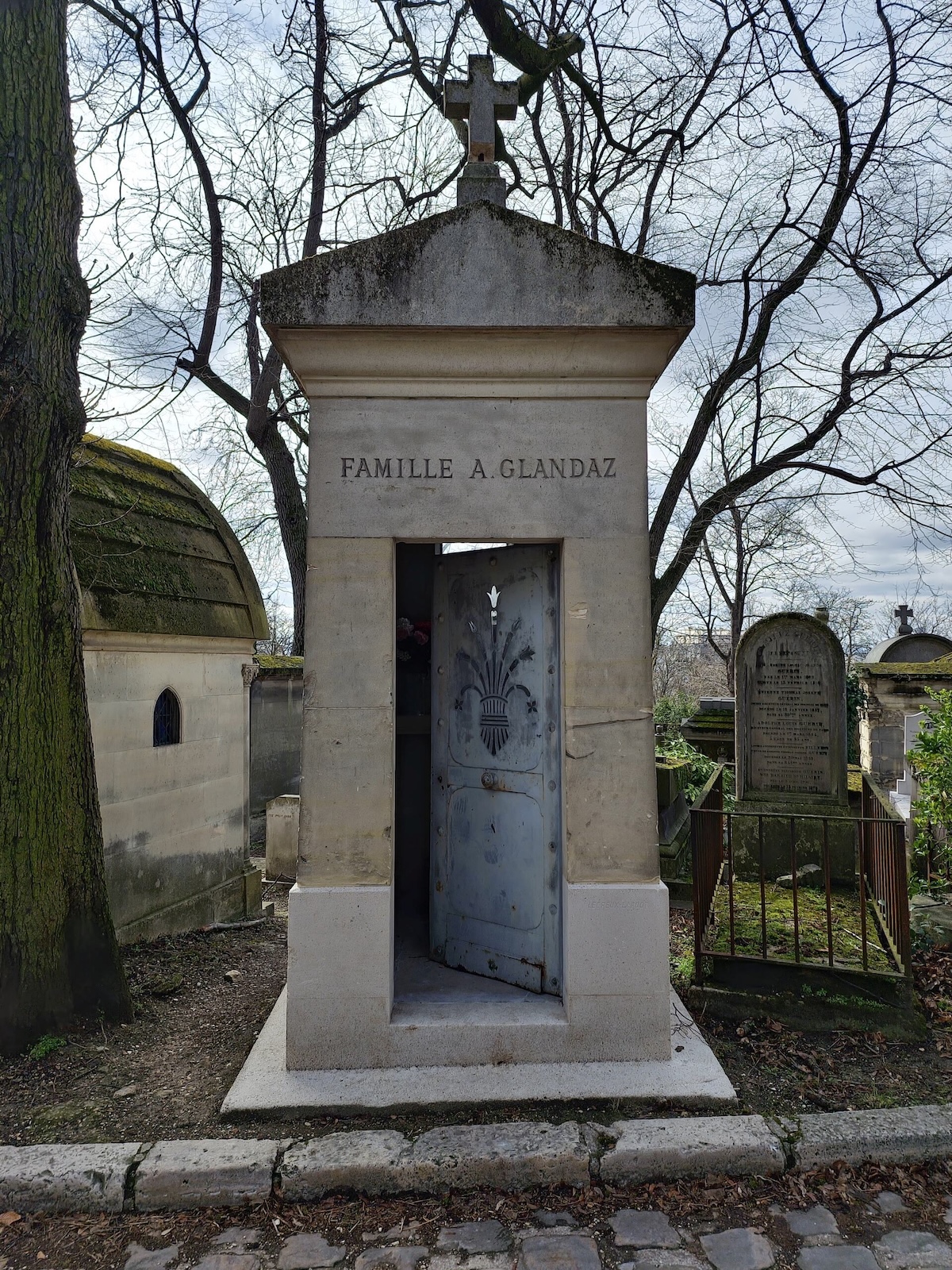 Photo montrant Tombe de la famille Glandaz et de Maurice Finkel