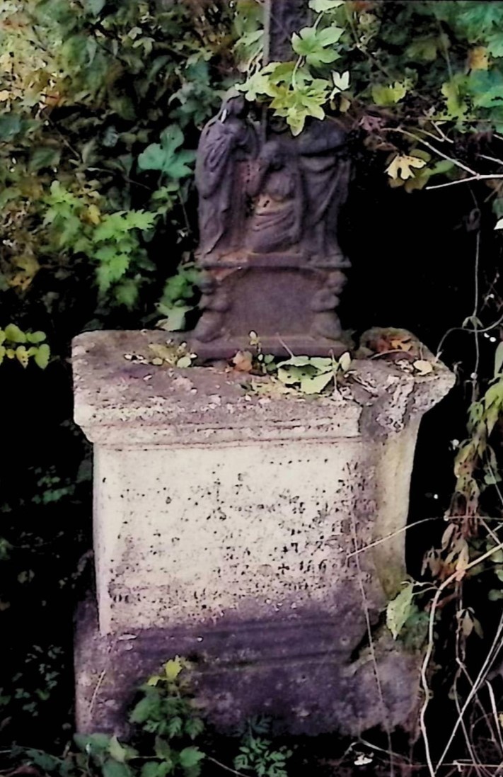 Fotografia przedstawiająca Nagrobek Rodziny Matczyńskich